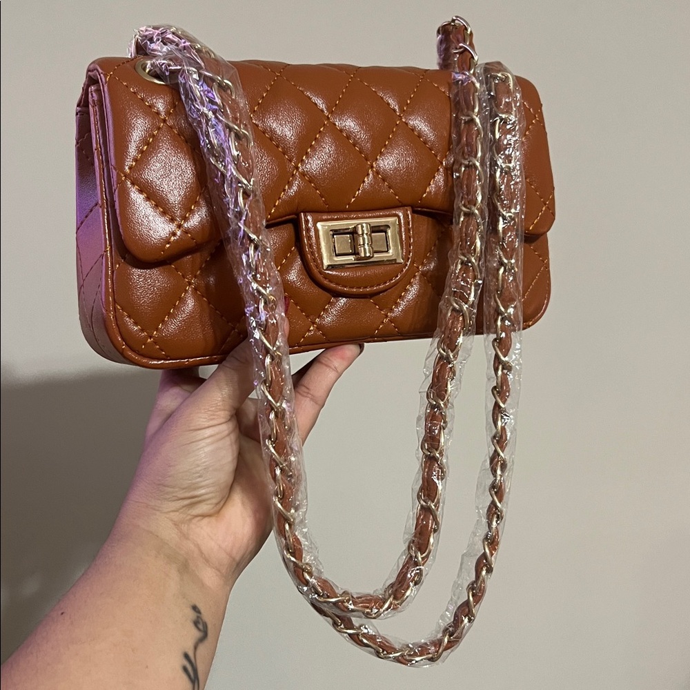 Flap Purse - Picture 3 of 6